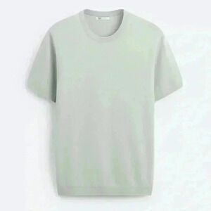 Zara round neck short sleeve men’s tee shirt size Small ribbed neck